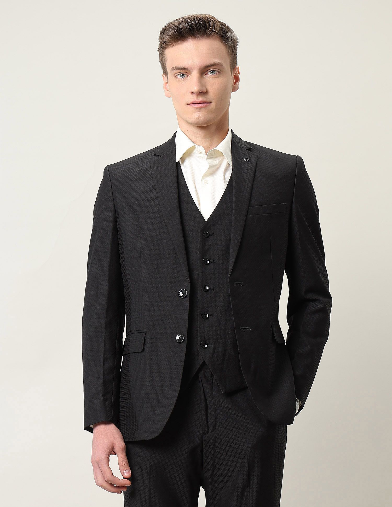 Men Formal Wear Solid Suit-image-40