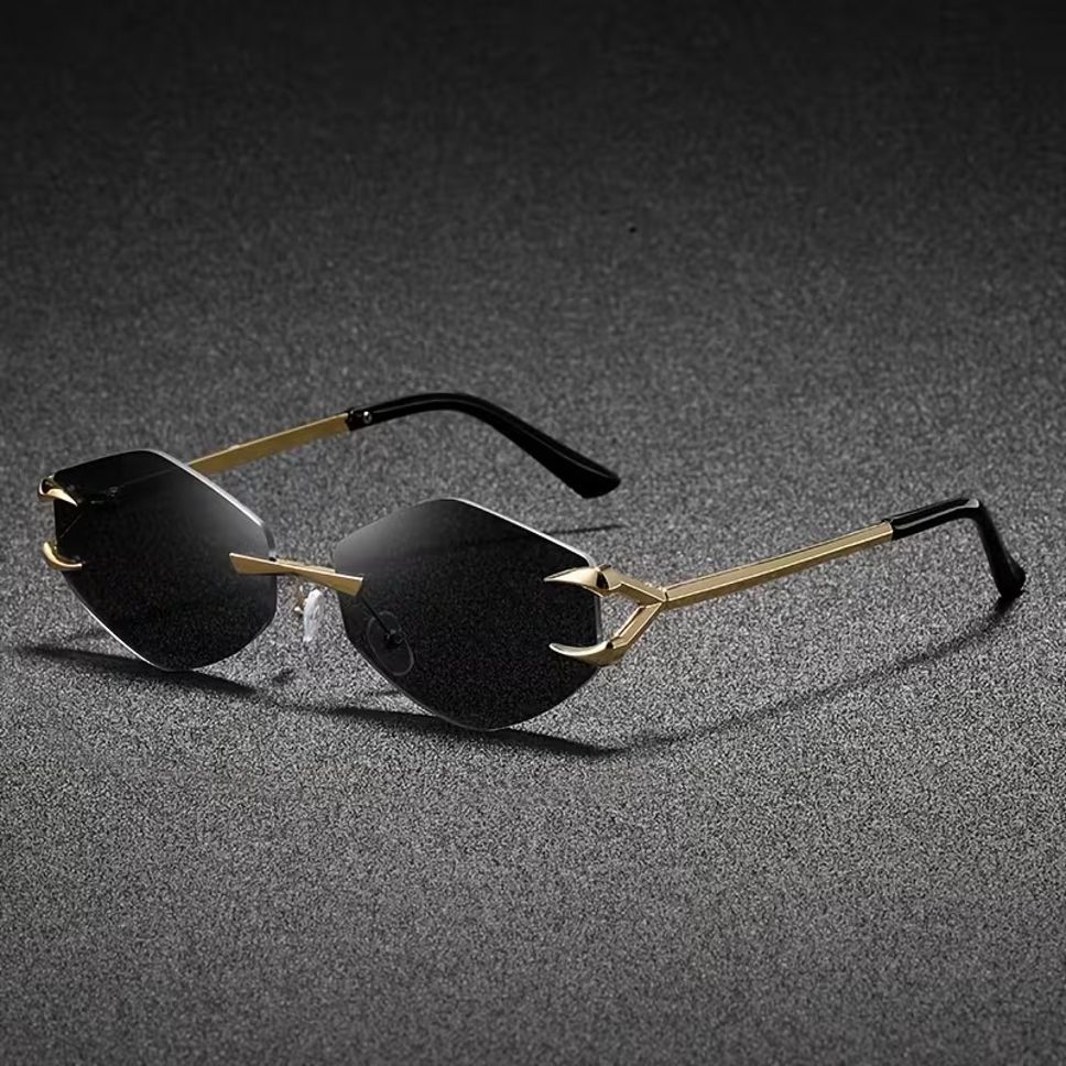 kalveera Gradient Cat-eye, Round, Butterfly Sunglasses (Free Size)-picture-12