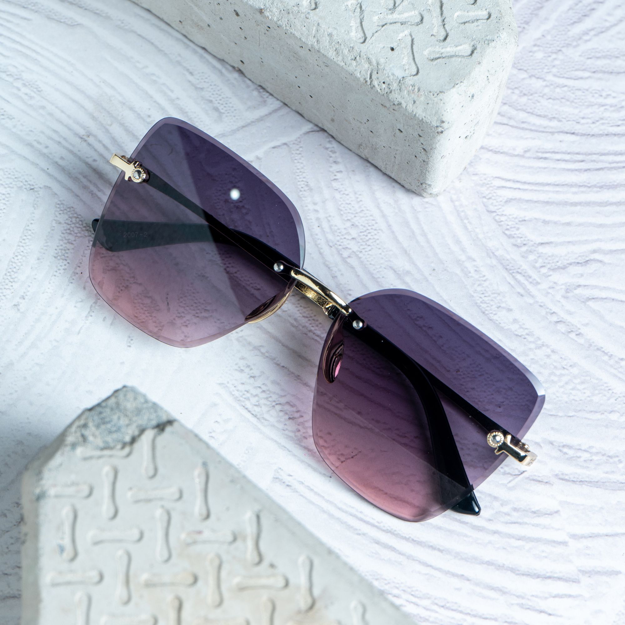 the magnifique Gradient, UV Protection, Mirrored, Toughened Glass Lens Retro Square, Rectangular, Over-sized Sunglasses (Free Size)-picture-23
