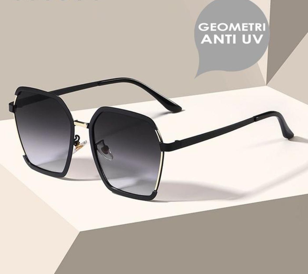 UV Protection Over-sized Sunglasses (Free Size)-image-14