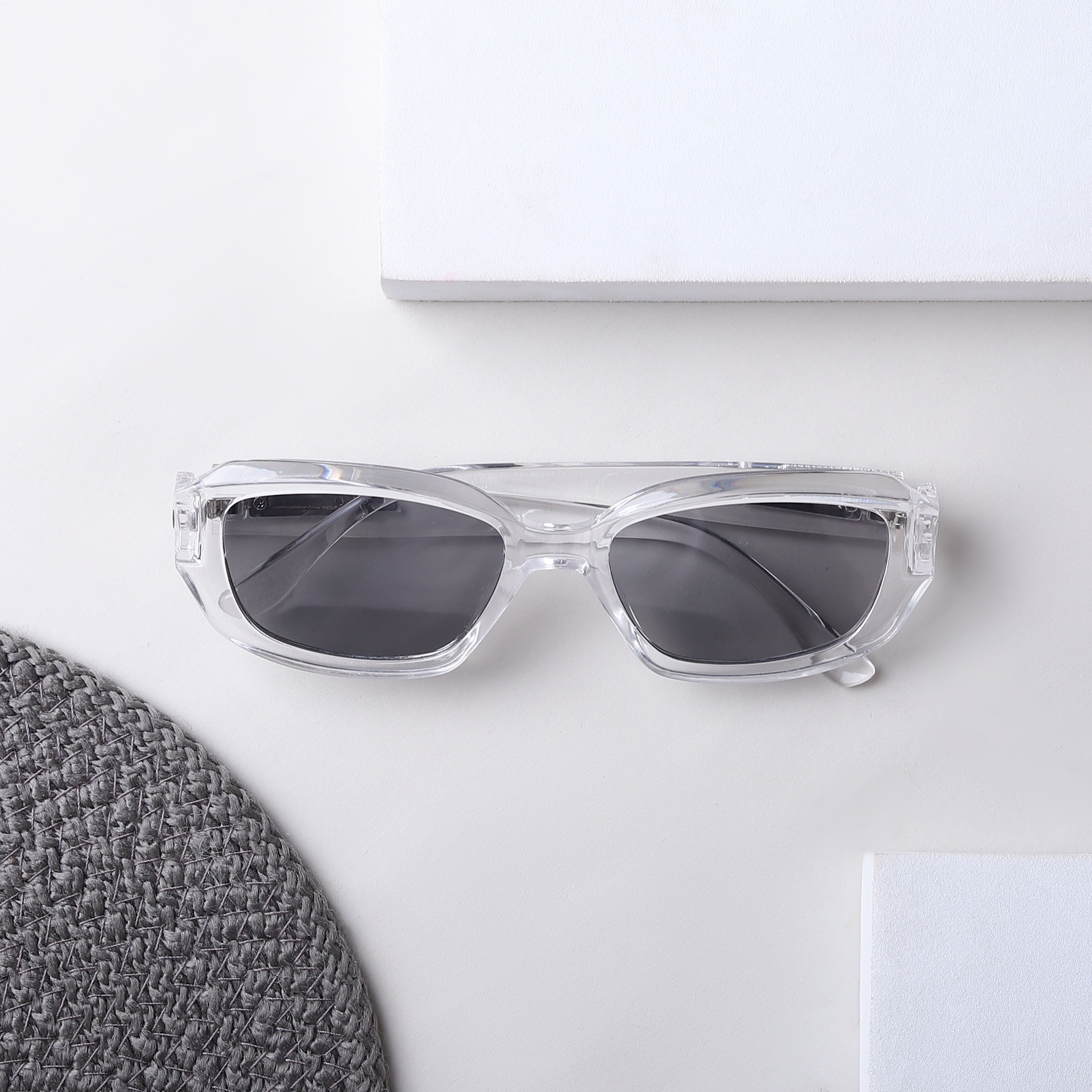 noir gaze UV Protection Retro Square Sunglasses (40)-picture-27