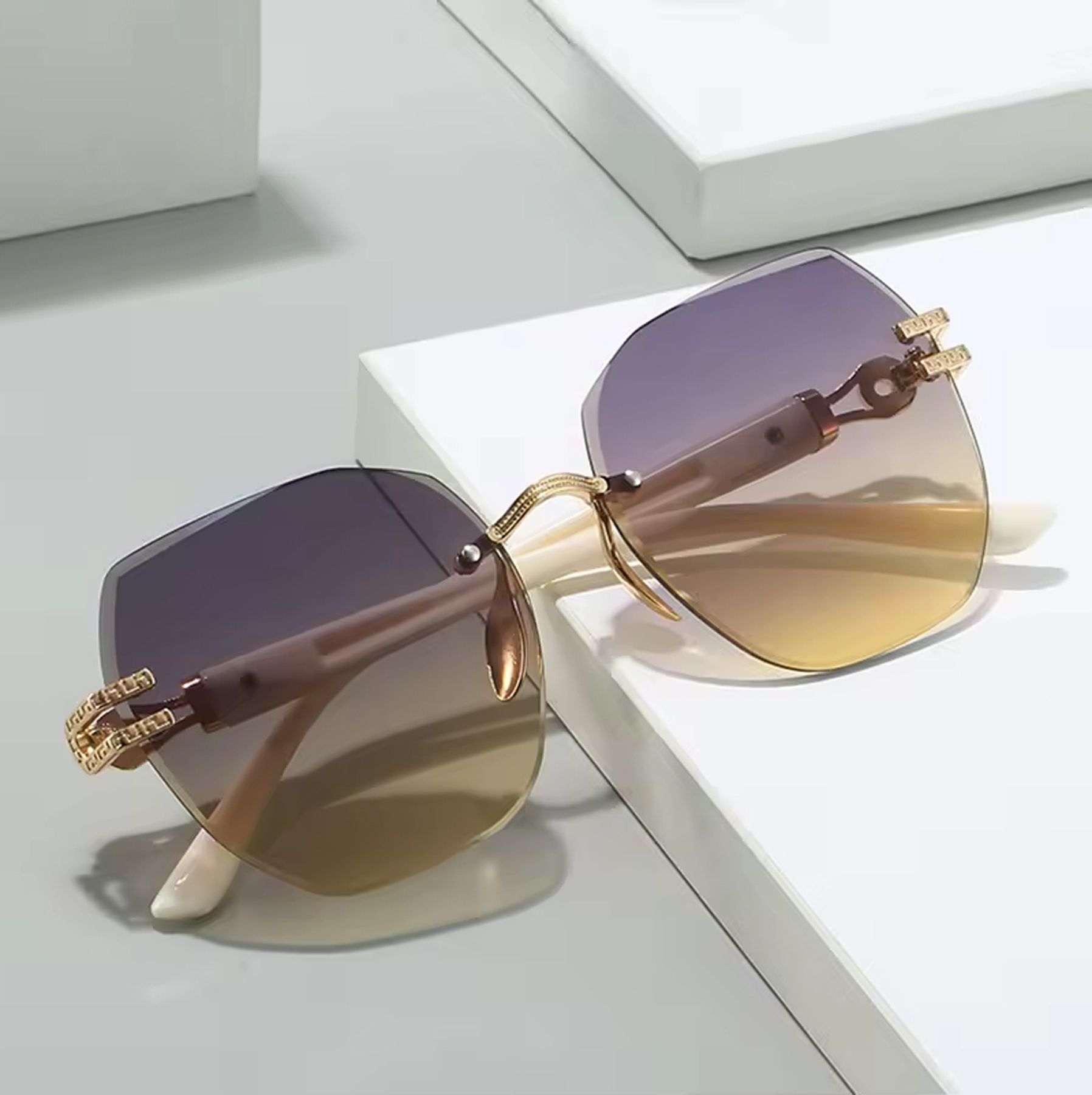 kalveera Gradient, UV Protection Rectangular Sunglasses (Free Size)-picture-8