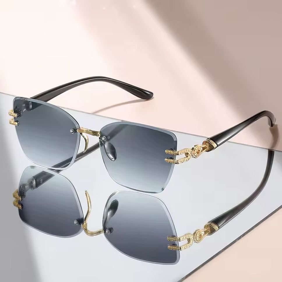 kalveera Gradient, UV Protection Rectangular, Cat-eye Sunglasses (Free Size)-picture-4