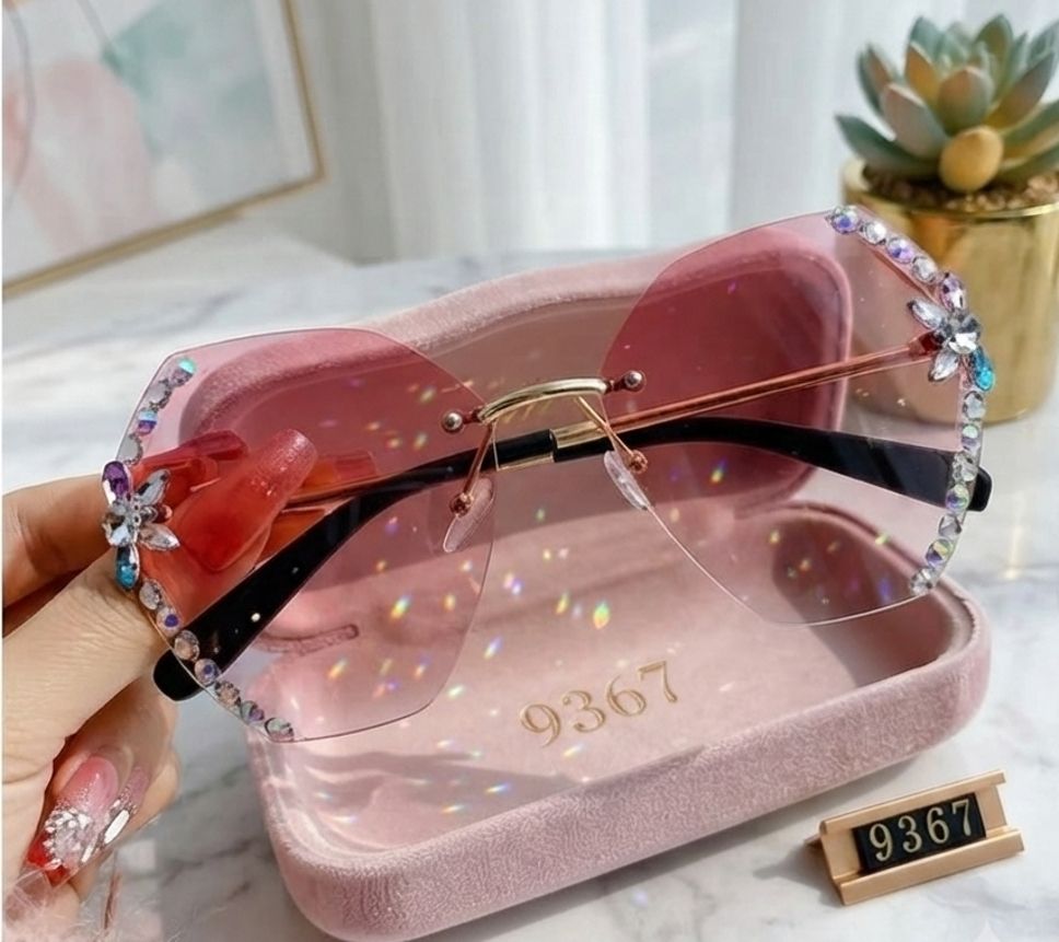 UV Protection Spectacle , Round Sunglasses (Free Size)-image-31