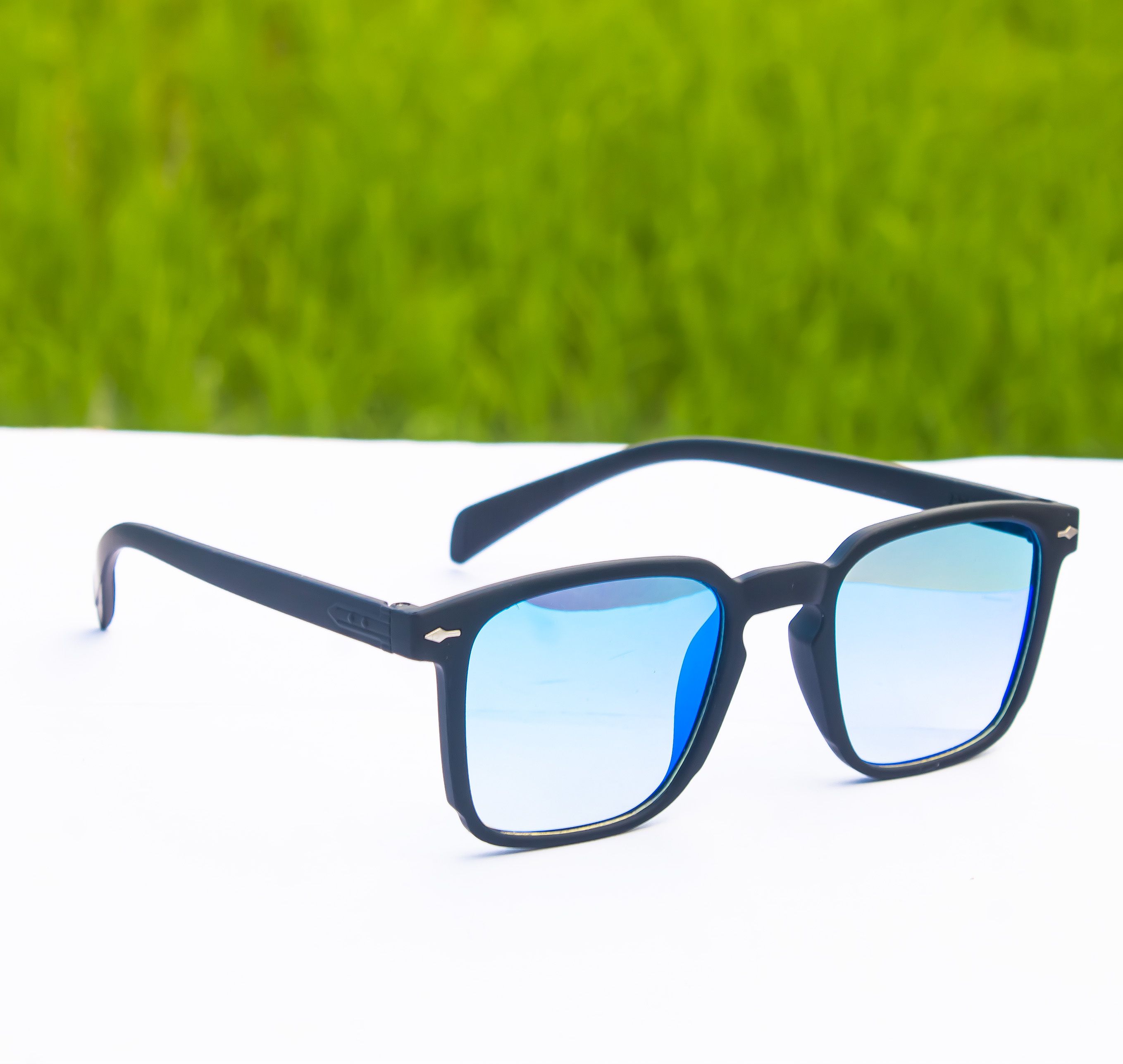 UV Protection Retro Square Sunglasses (Free Size)