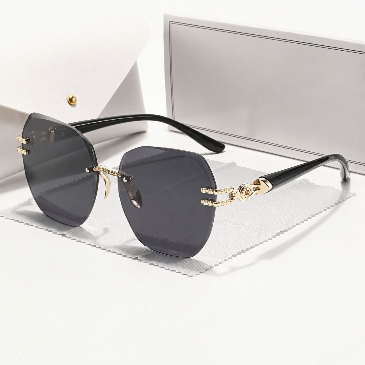 kalveera Gradient, UV Protection Rectangular, Cat-eye Sunglasses (Free Size)-picture-1