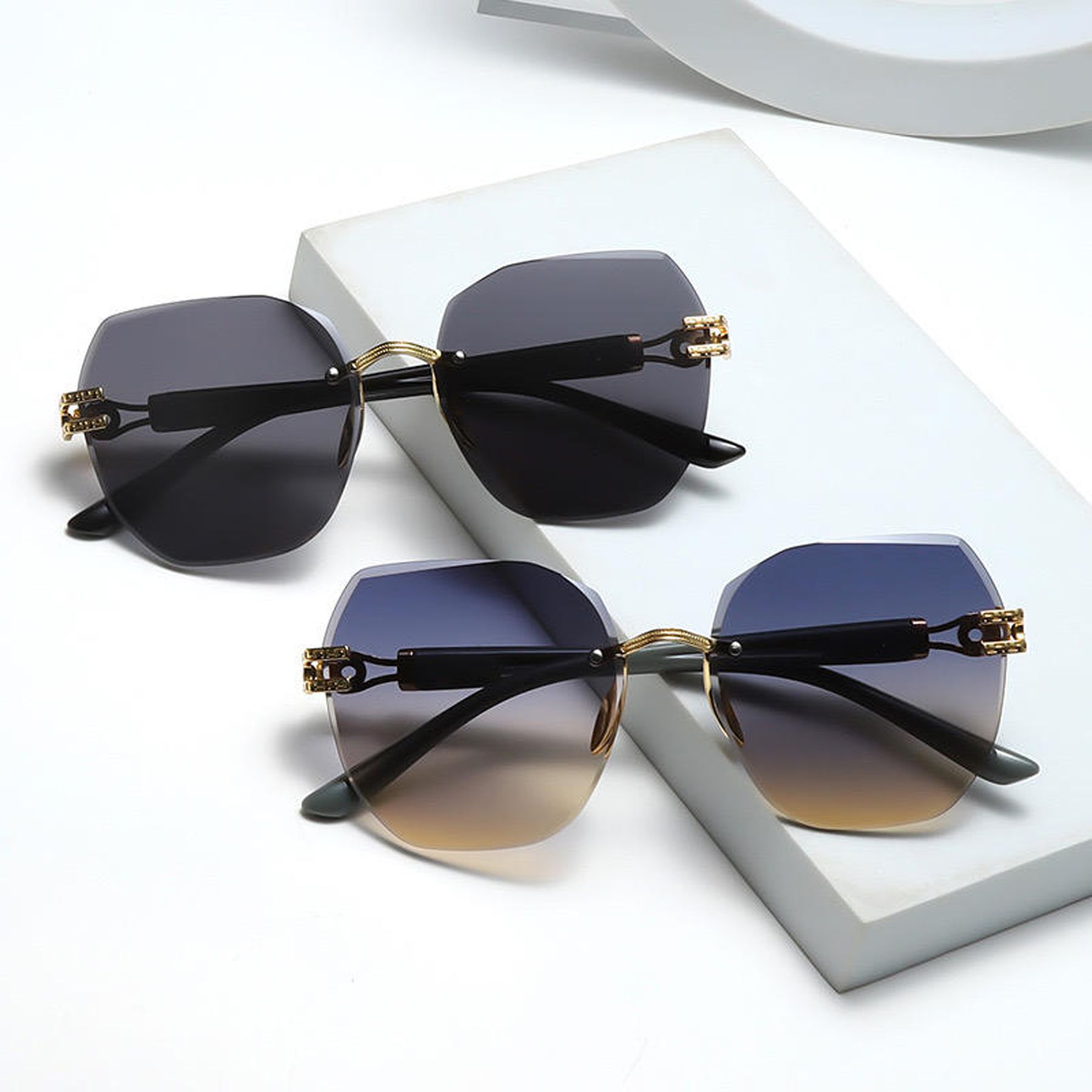 kalveera Gradient, UV Protection Rectangular Sunglasses (Free Size)-picture-7