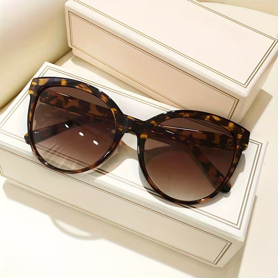 valwick UV Protection Cat-eye Sunglasses (Free Size)-picture-27