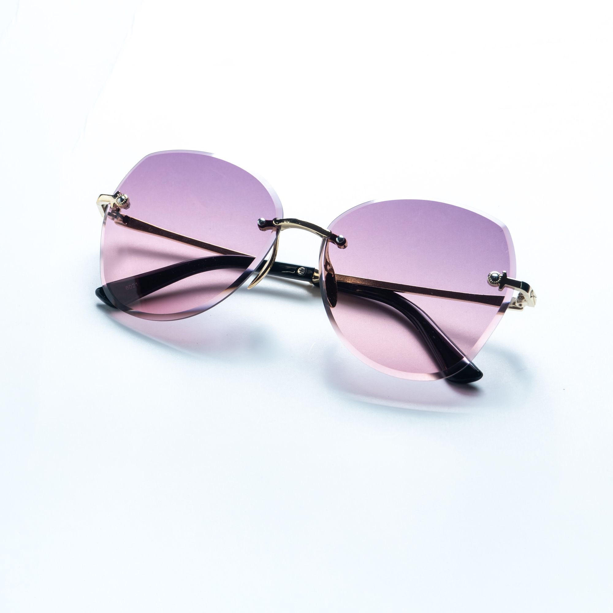 kalveera Gradient, Toughened Glass Lens, UV Protection Aviator, Butterfly, Oval, Over-sized Sunglasses (58)-picture-26