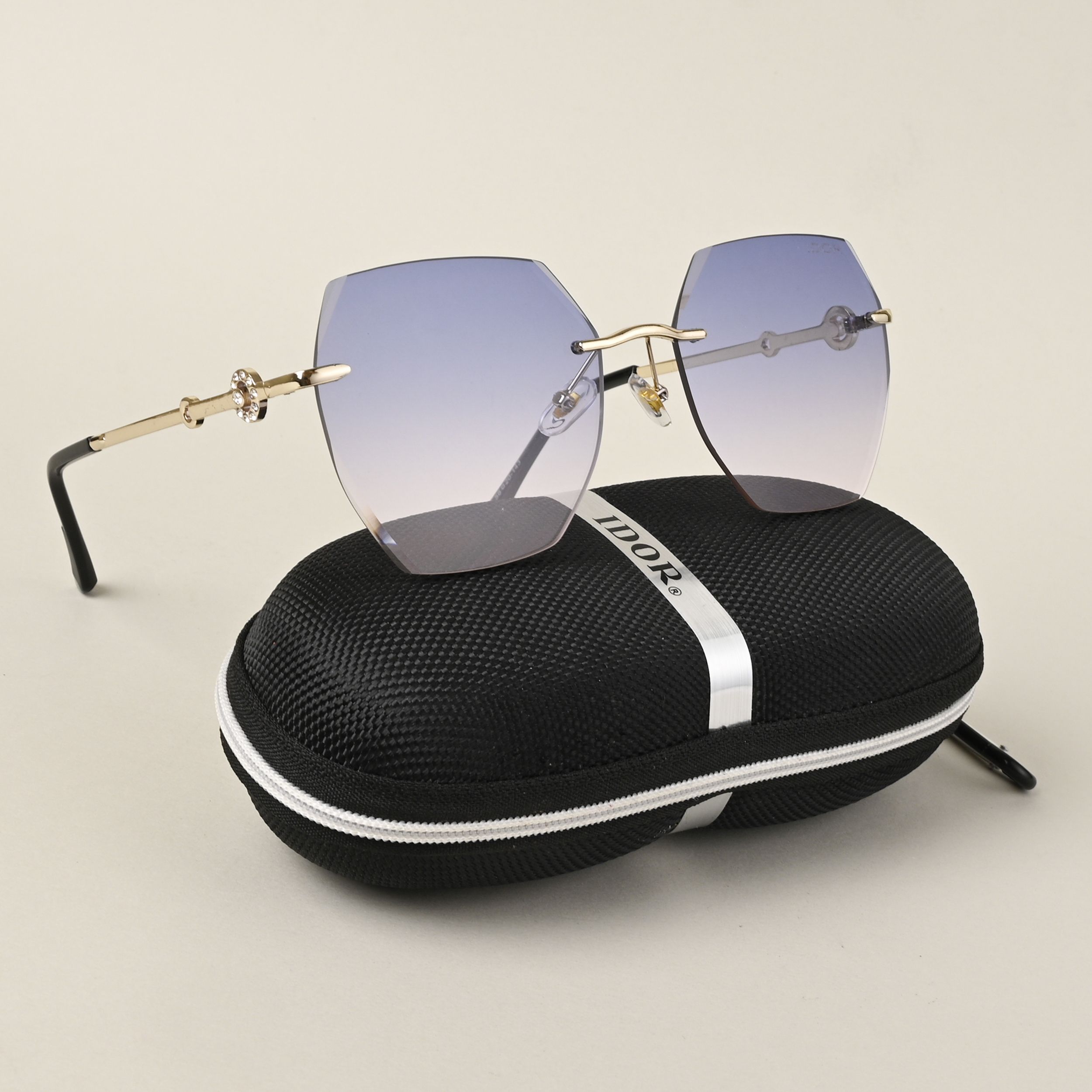 UV Protection Over-sized Sunglasses (56)-image-10