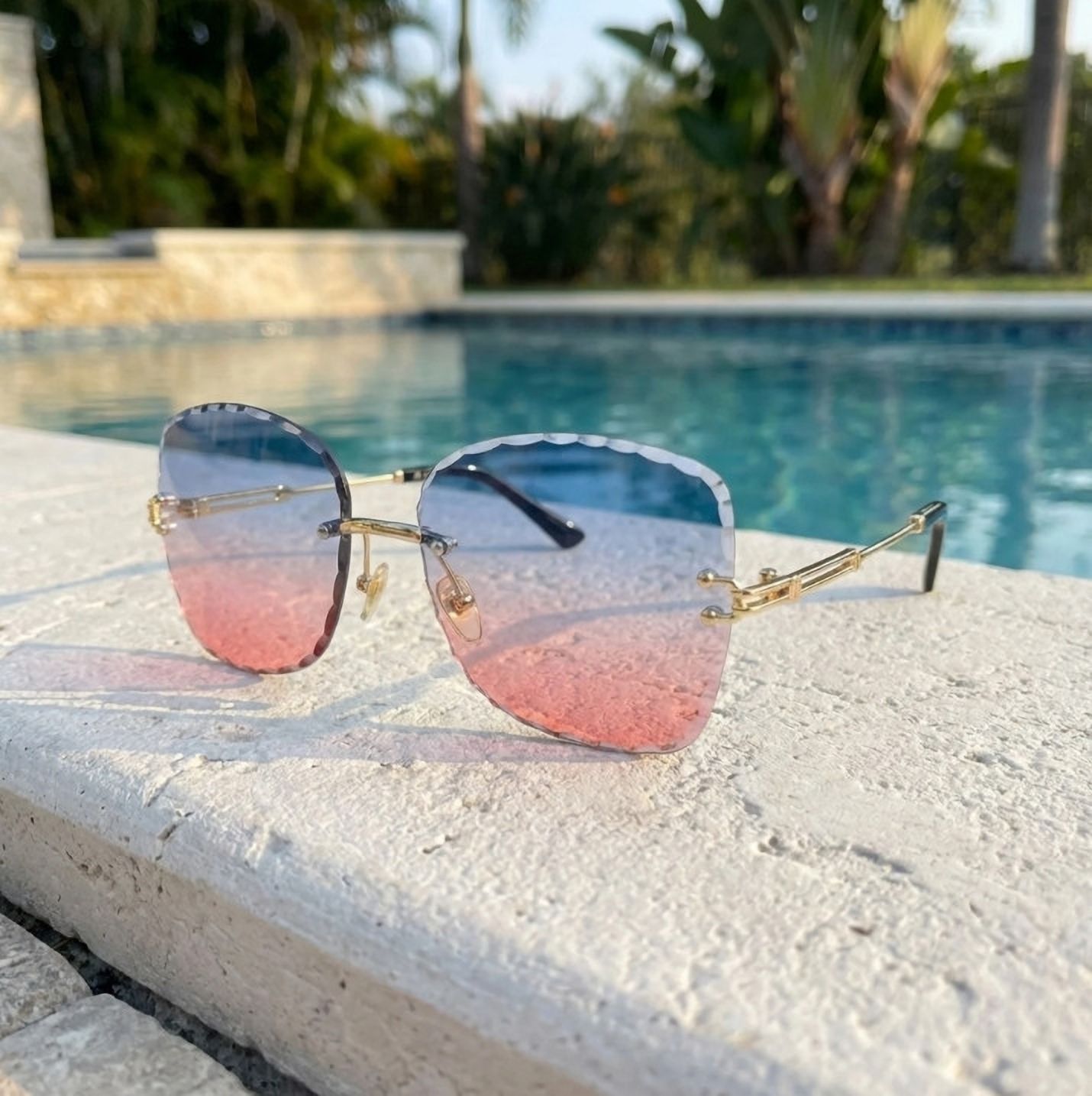 the magnifique Gradient, UV Protection Rectangular Sunglasses (Free Size)-picture-22