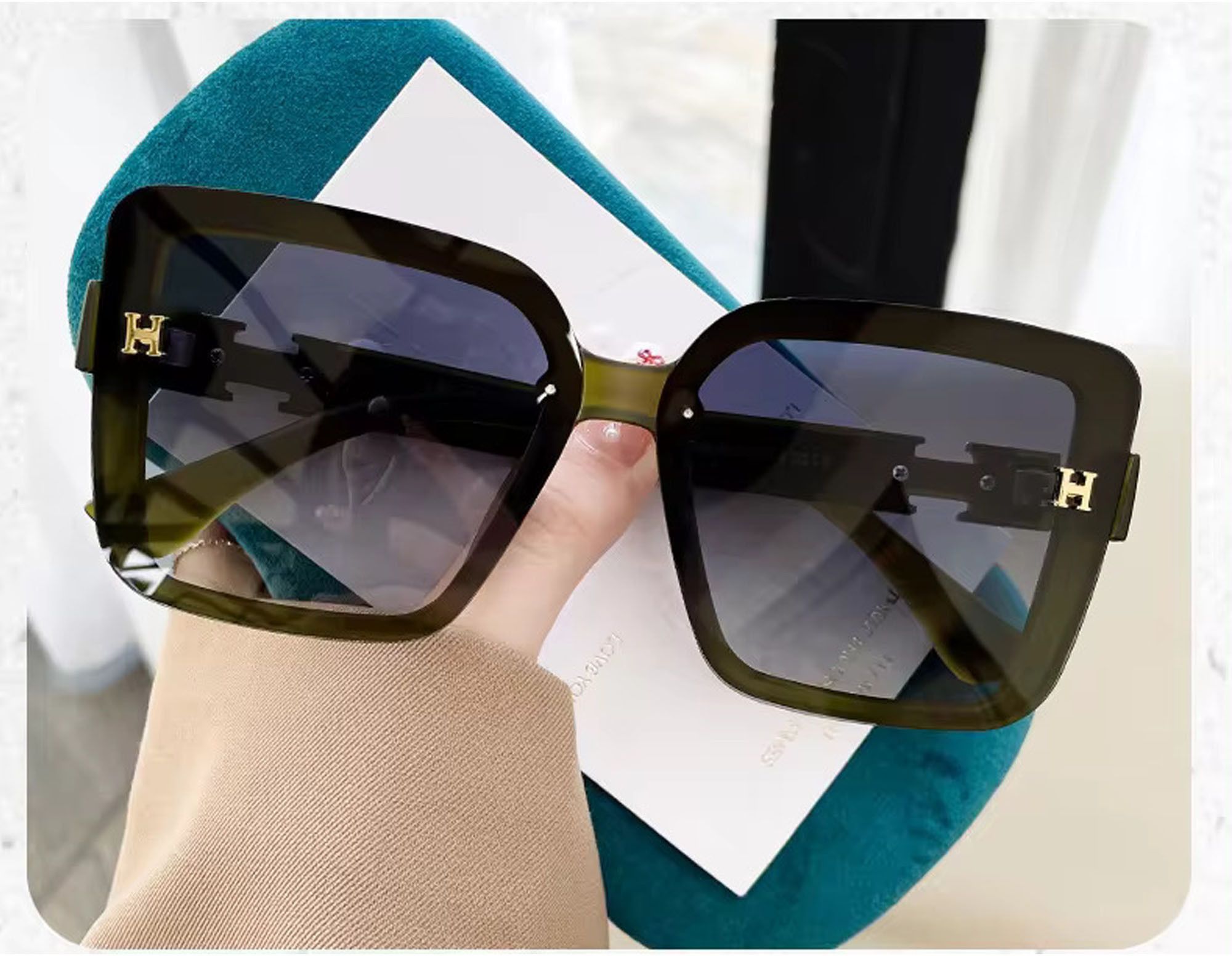 Gradient Rectangular Sunglasses (Free Size)-image-5