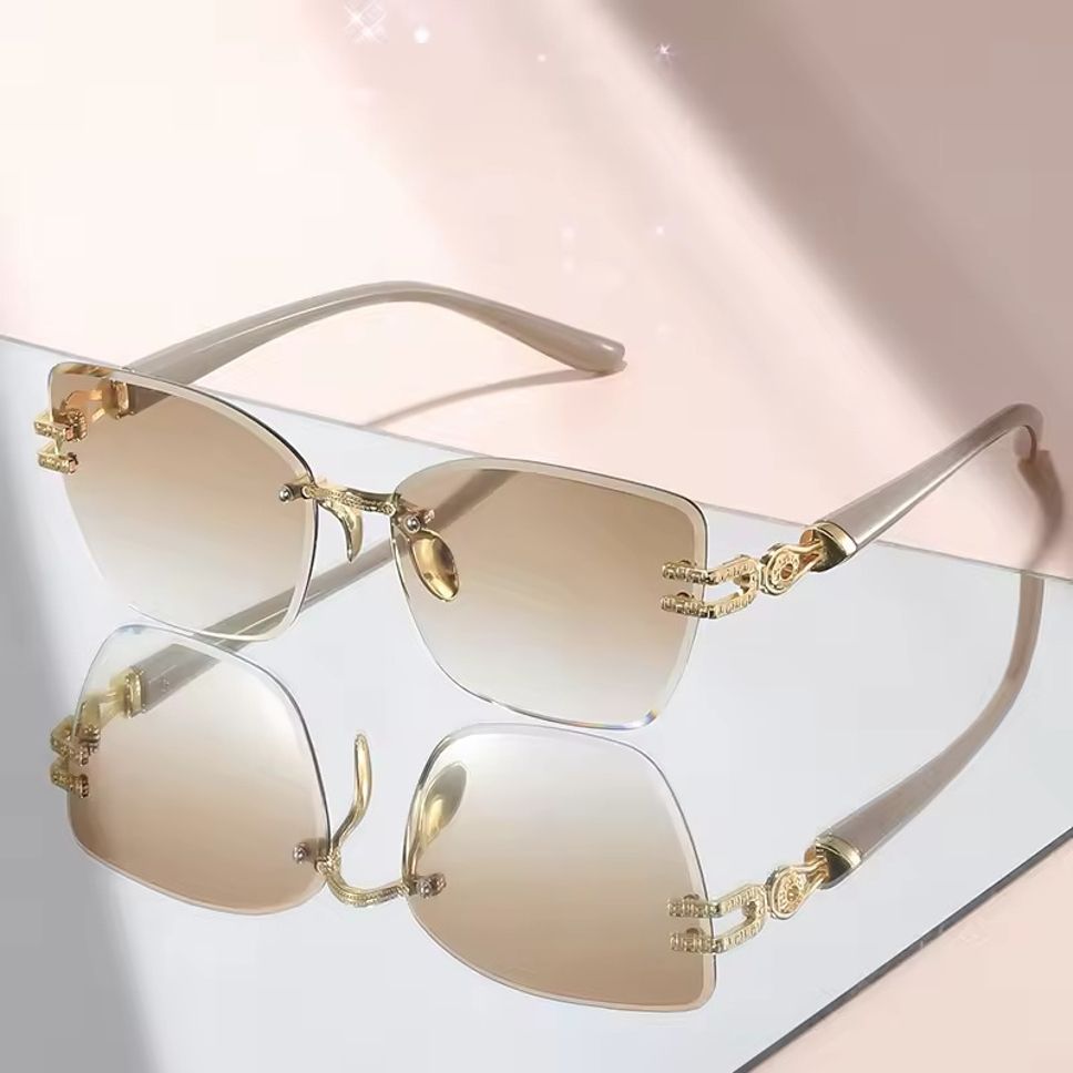kalveera Gradient, UV Protection Rectangular, Cat-eye Sunglasses (Free Size)-picture-9