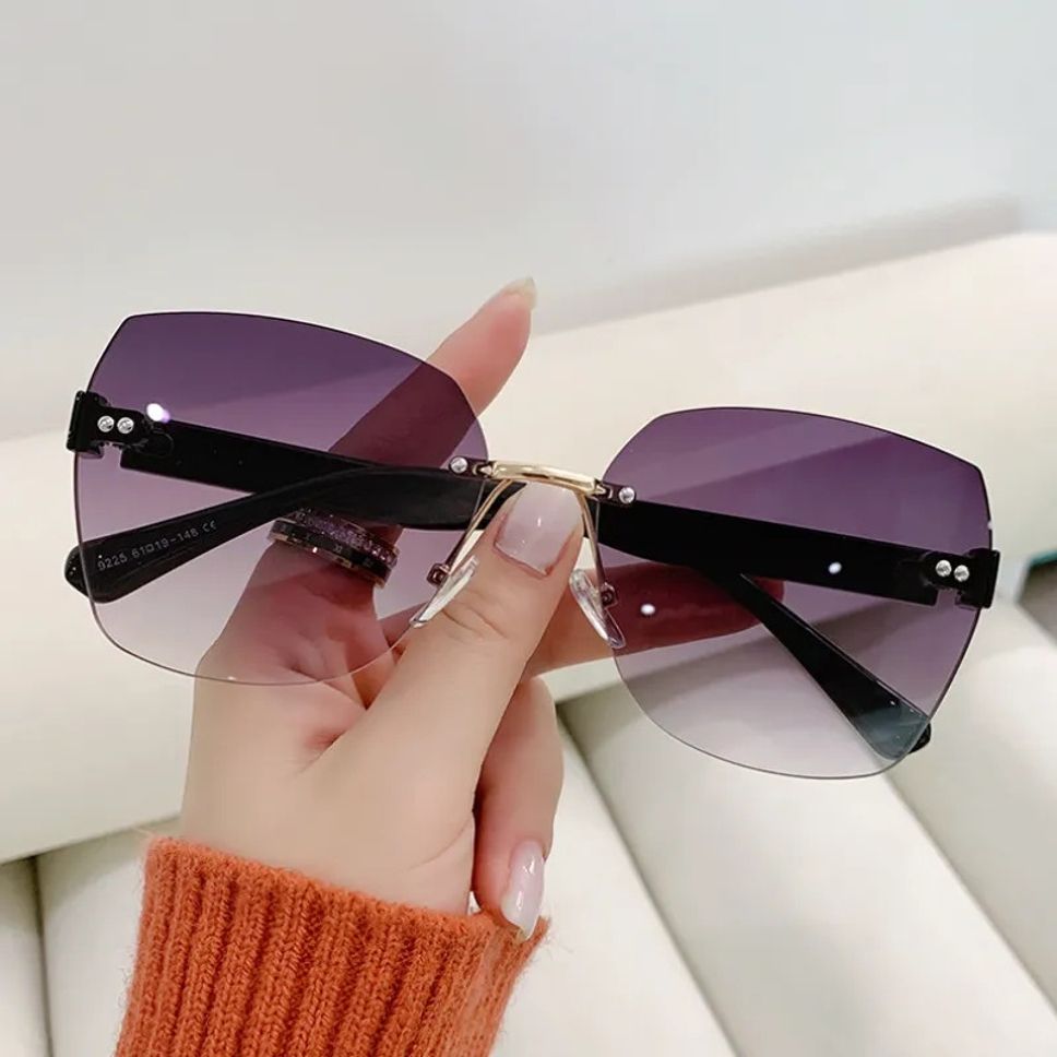 Gradient, UV Protection Rectangular Sunglasses (Free Size)-image-47