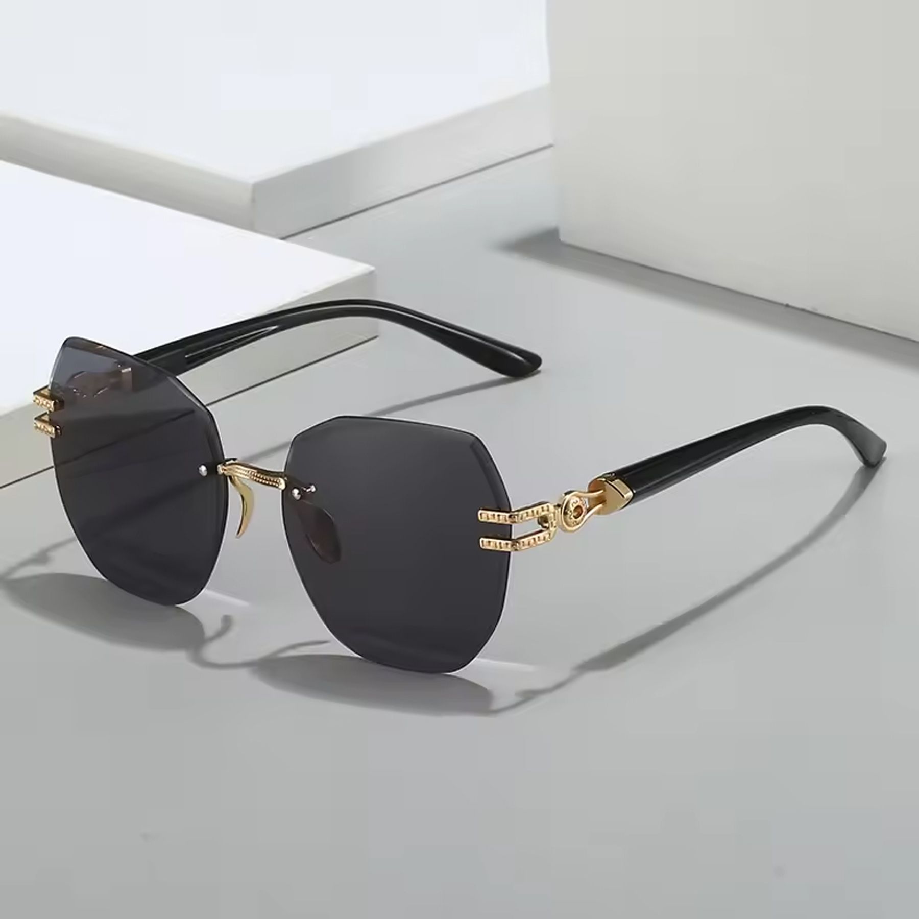 kalveera Gradient, UV Protection Rectangular Sunglasses (Free Size)-picture-6