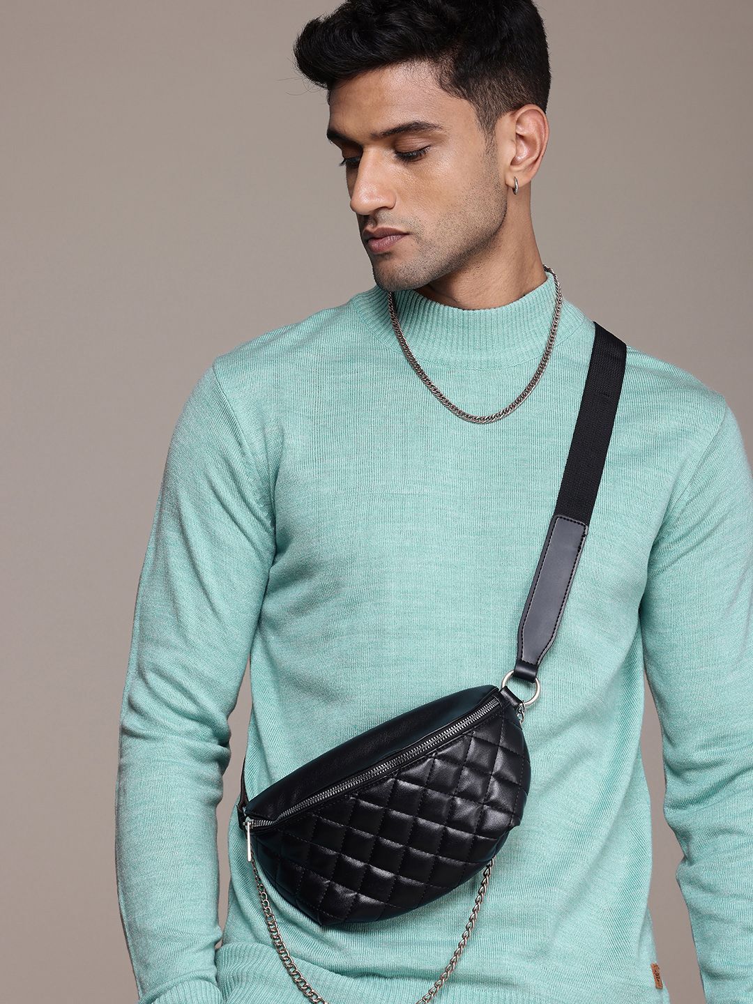 roadster Men Solid Turtle Neck Blue Sweater-picture-30