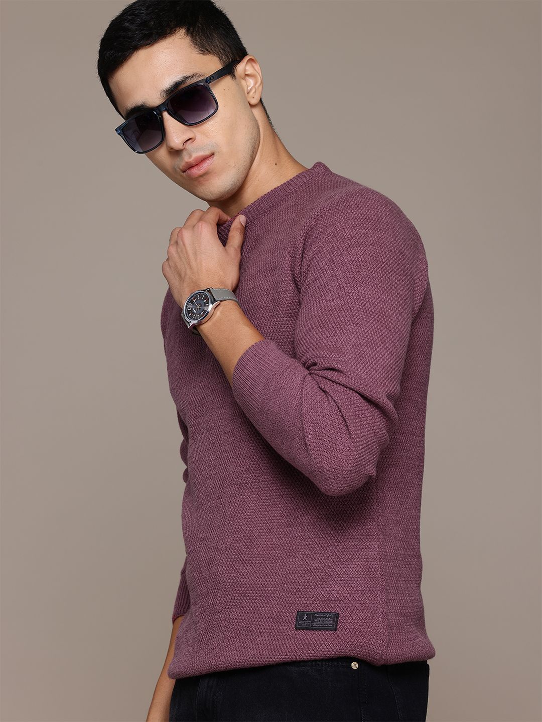 roadster Men Solid Round Neck Purple Sweater-picture-16