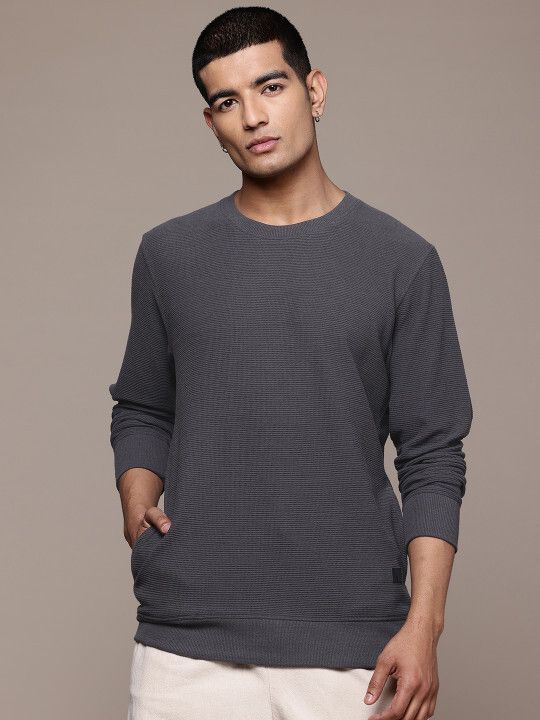 roadster Men Solid Round Neck Grey Sweater-picture-39