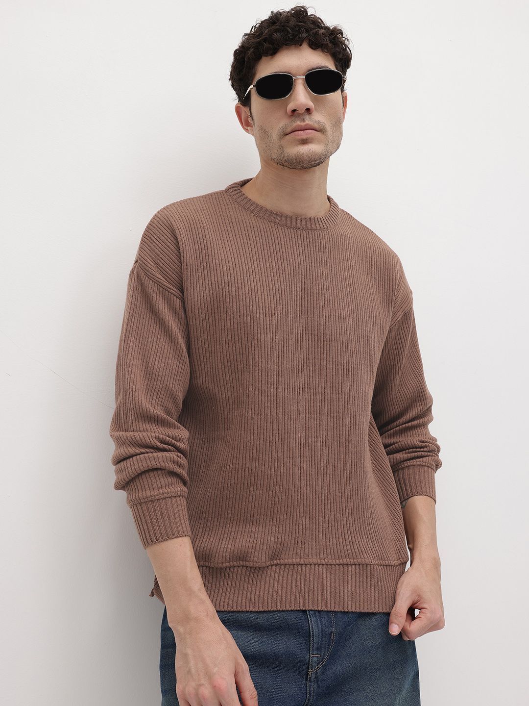 roadster Men Solid Round Neck Brown Sweater-picture-18