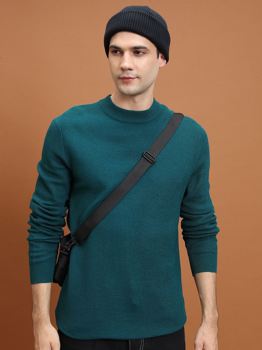 highlander Men Solid Round Neck Green Sweater-picture-13