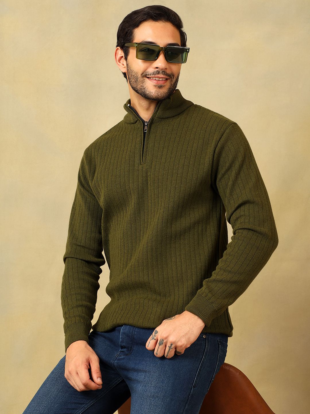 roadster Men Solid High Neck Light Green Sweater-picture-26