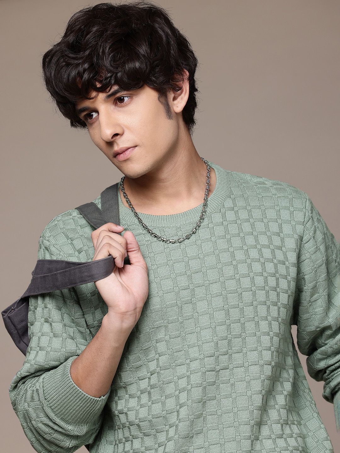 roadster Men Self Design Off Shoulder Green Sweater-picture-11