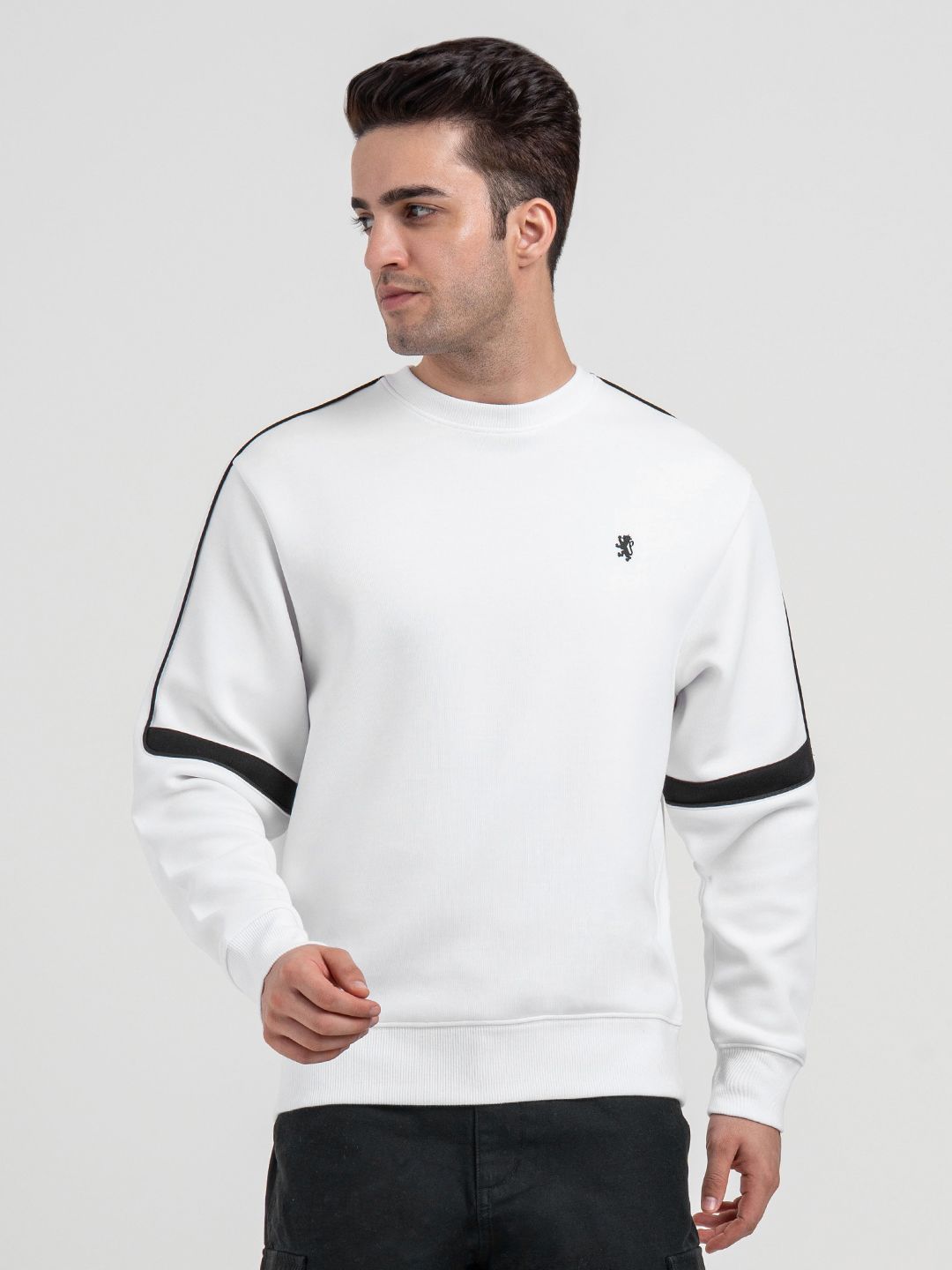 Men Full Sleeve Solid Sweatshirt