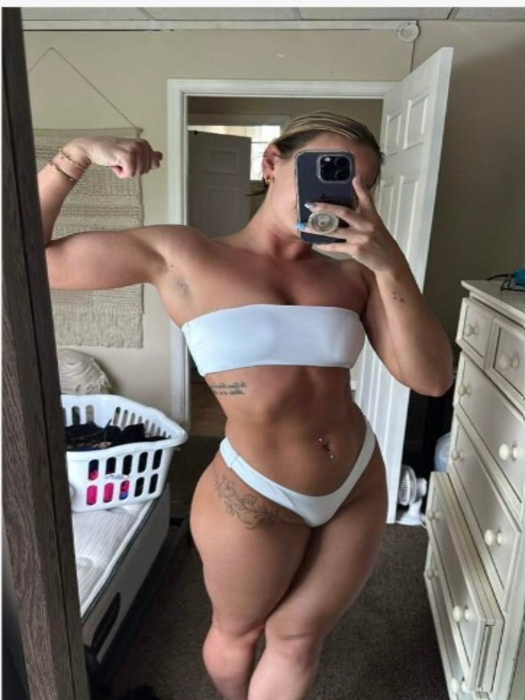 Sxy Solid Women Monokini White Swimsuit-image-18