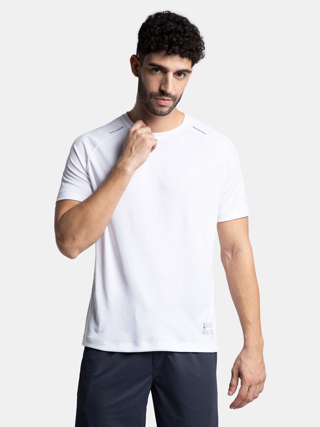 MV16 Active Wear Men Solid Round Neck Polyester White T-Shirt-image-14