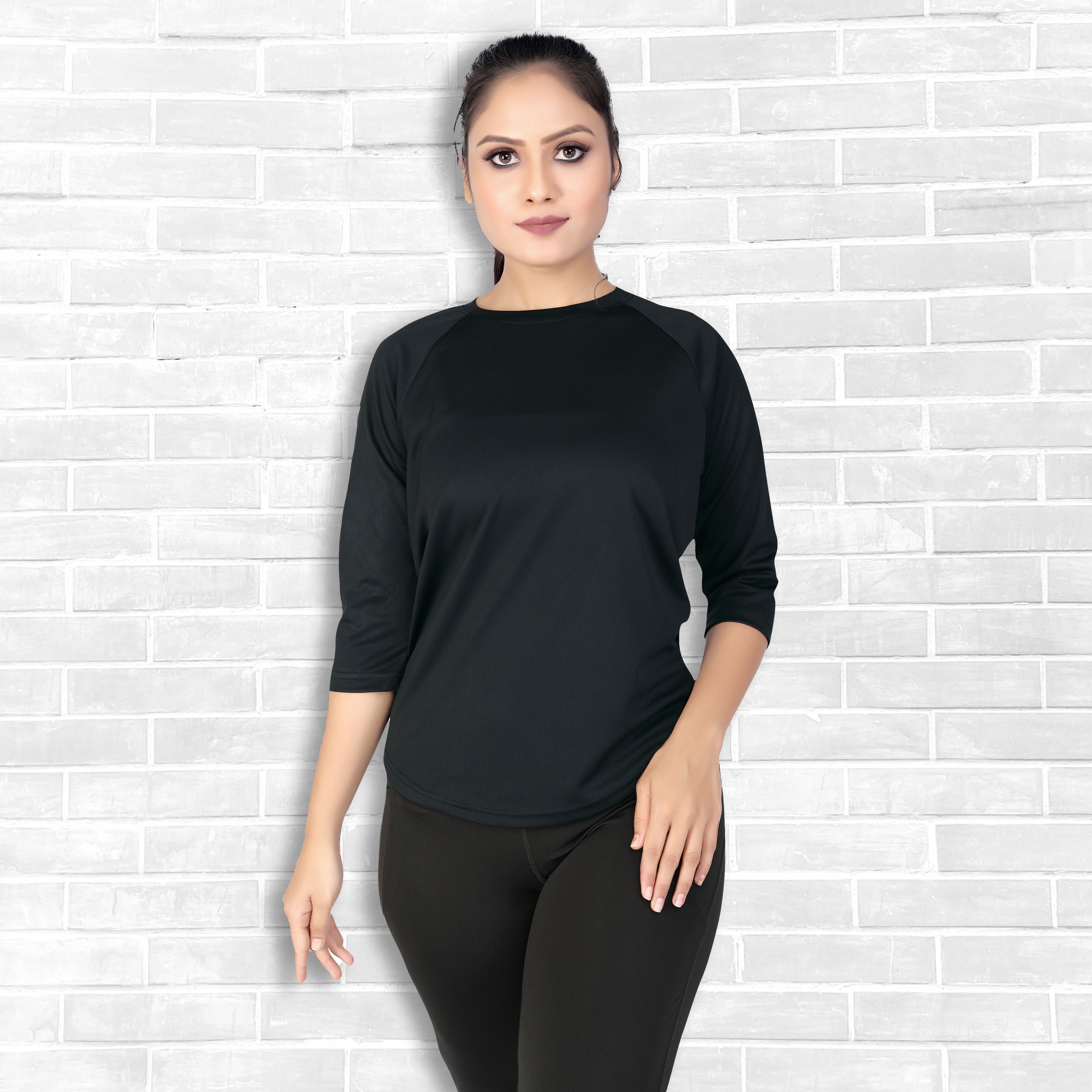 Women Solid Round Neck Polyester Black T-Shirt
