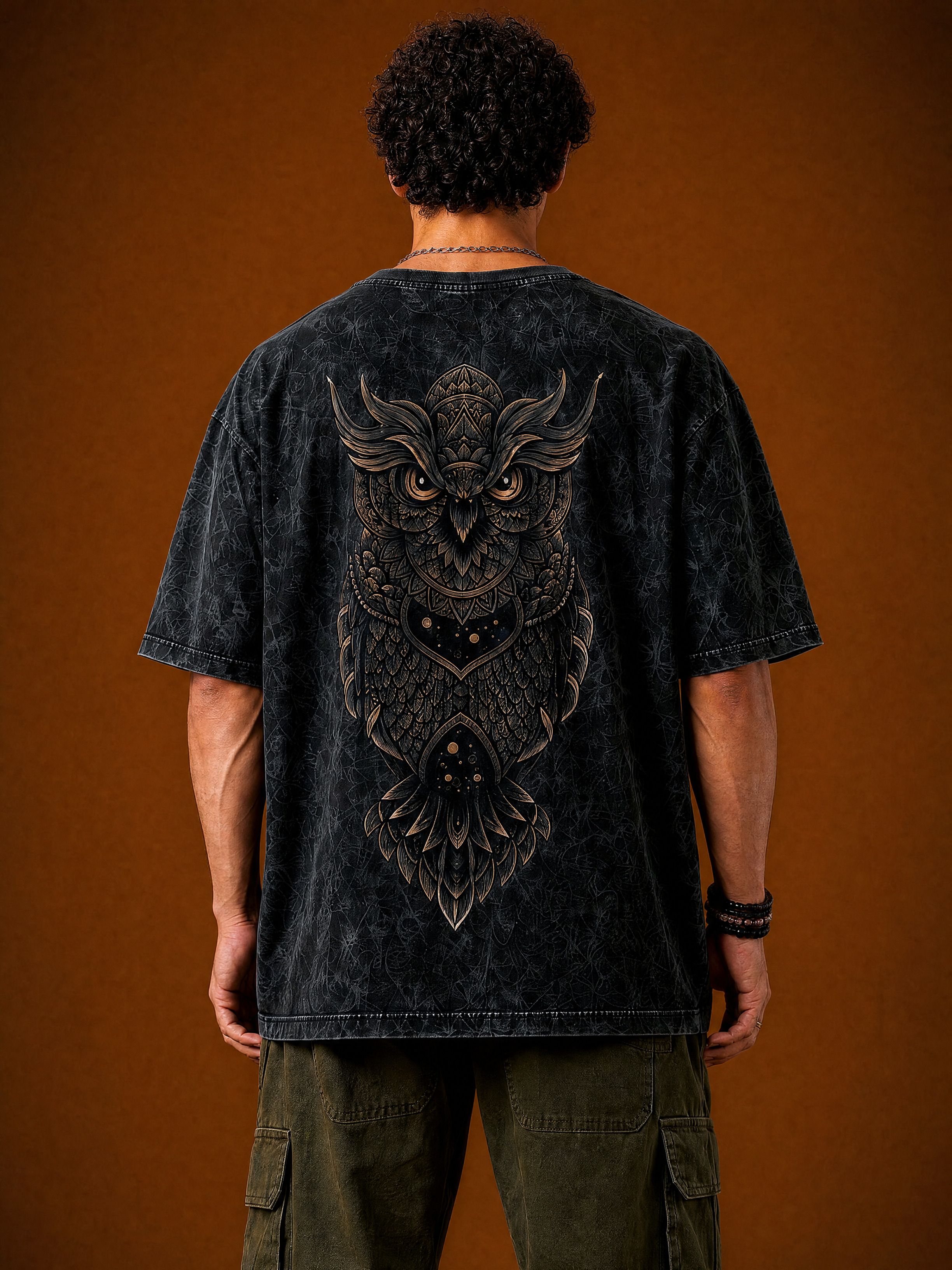 Men Printed Round Neck Pure Cotton Black T-Shirt-image-32