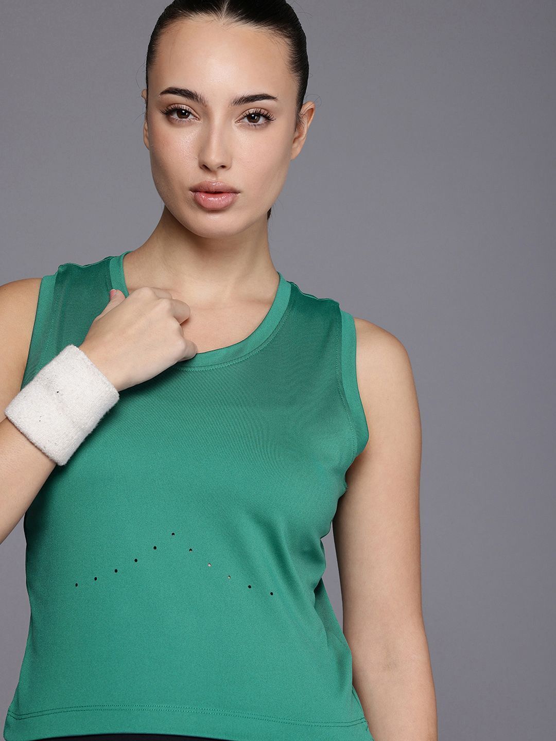 hrx by hrithik roshan Women Solid Round Neck Polyester Green T-Shirt-picture-22