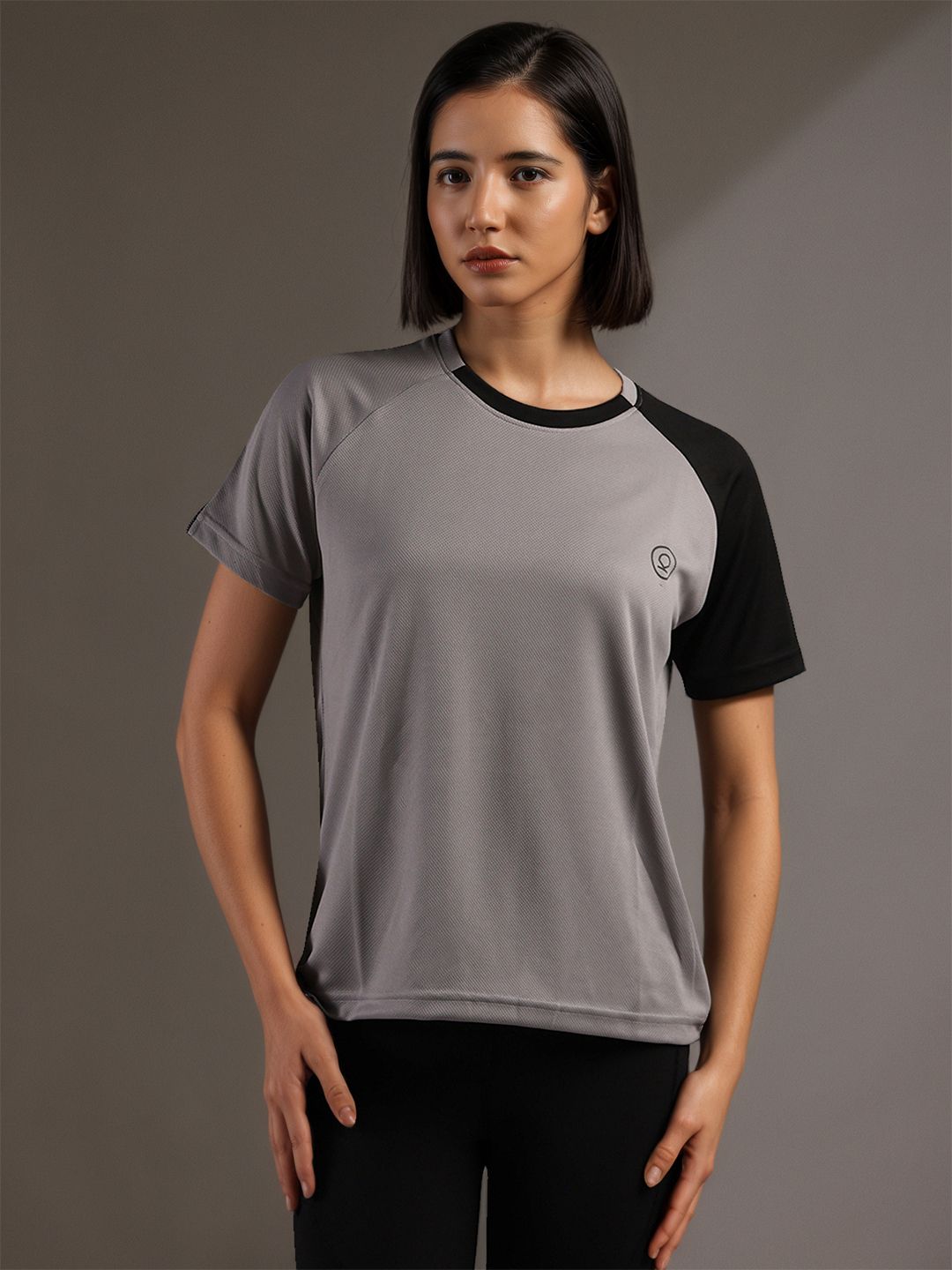Women Colorblock Crew Neck Polyester Black T-Shirt-image-39