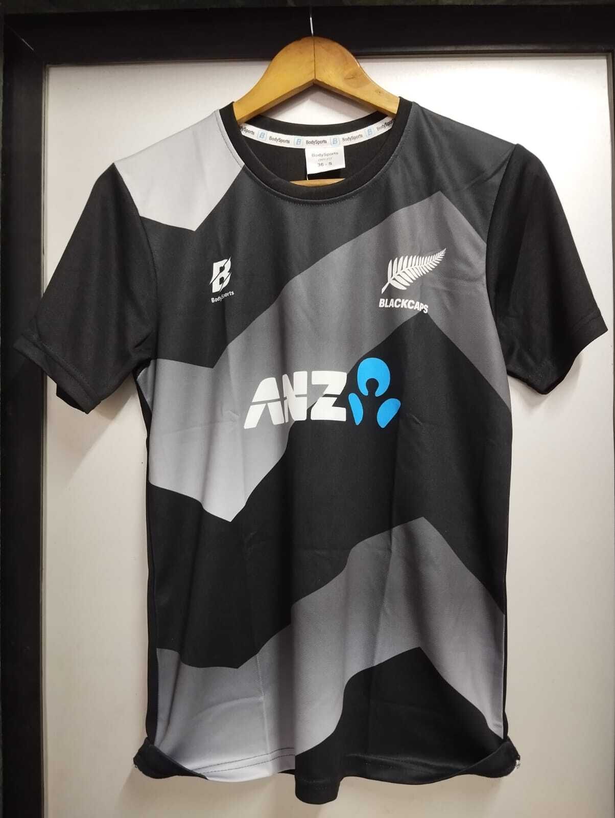 Men Sporty Round Neck Polyester Multicolor T-Shirt-image-5