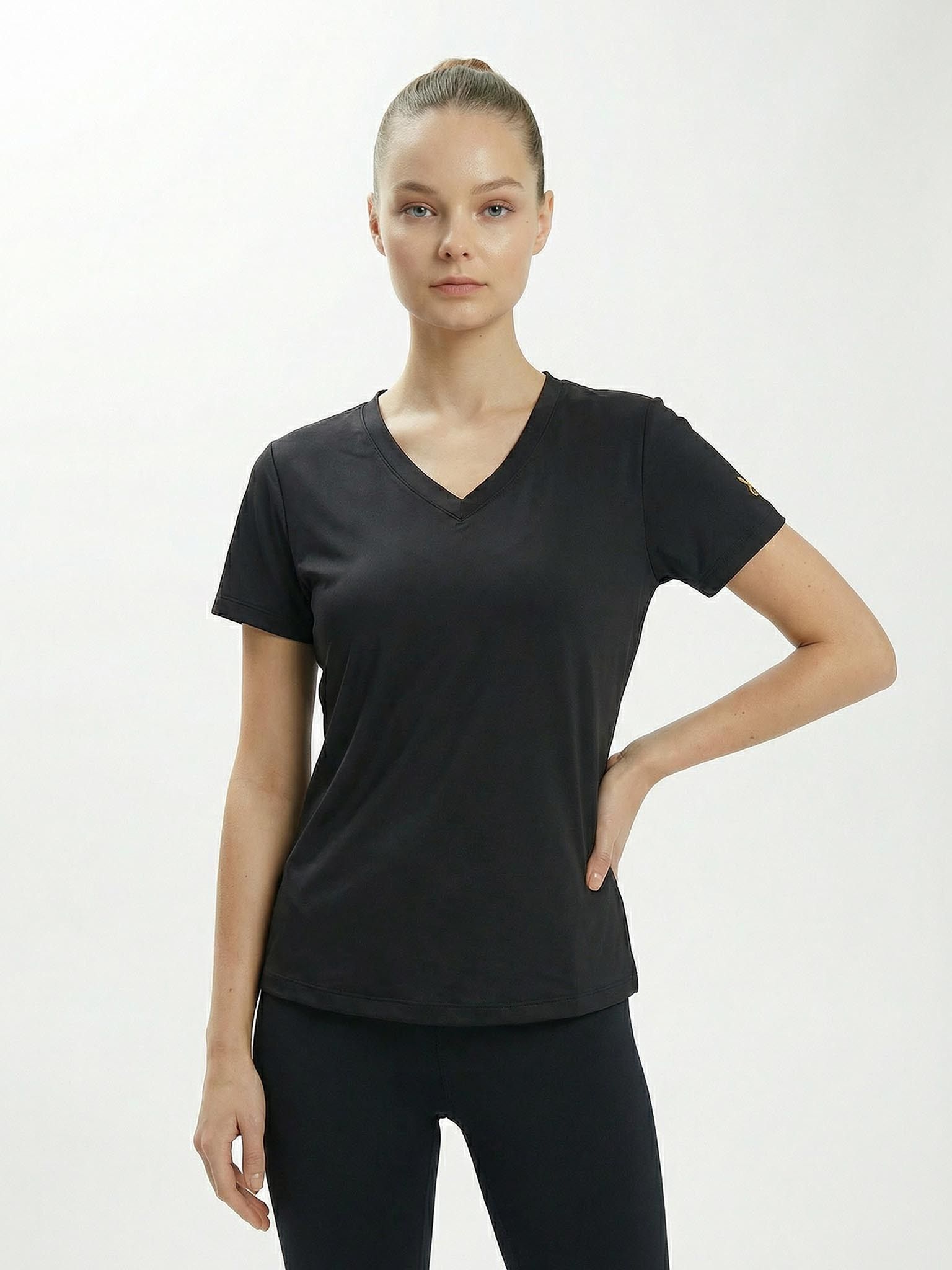 Women Solid Round Neck Polyester Black T-Shirt-image-38