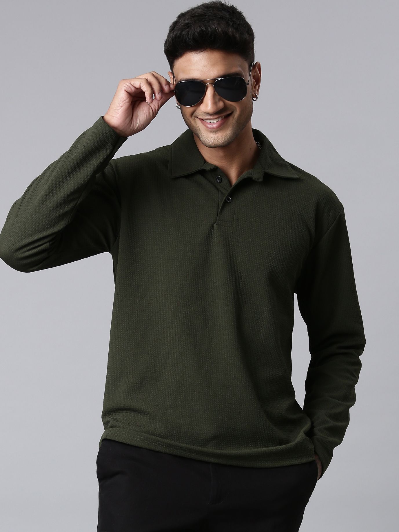 Men Solid Polo Neck Polyester Green T-Shirt