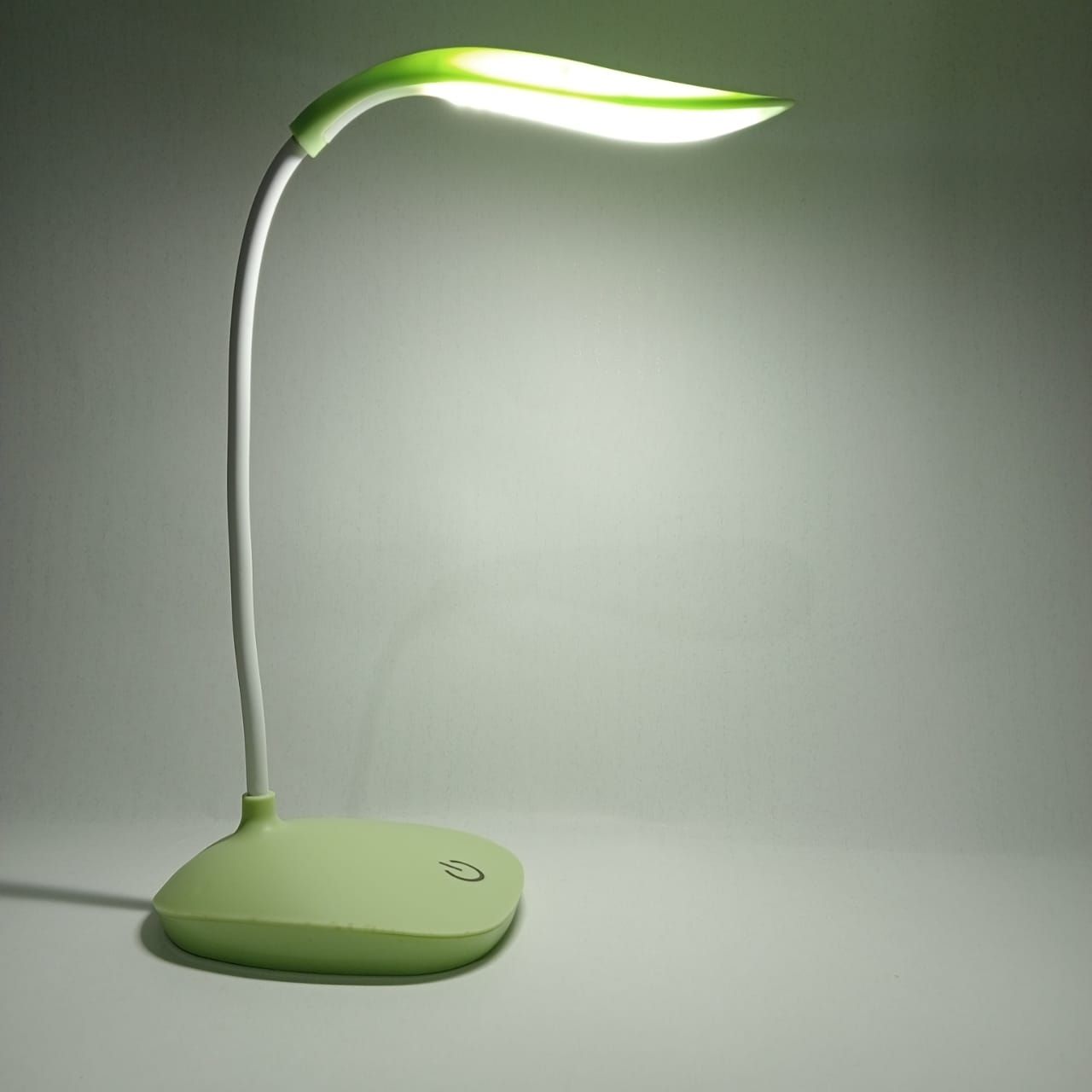 glowtrap LED TABLE LAMP Study Lamp-picture-13