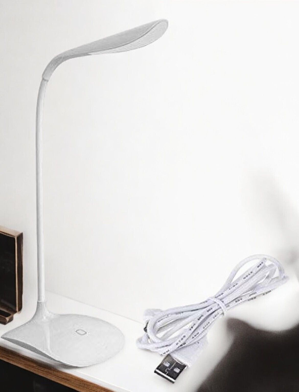 bhajanlal greenery white angular table lamp12_TL86_L1995_L3014 Study Lamp-picture-21