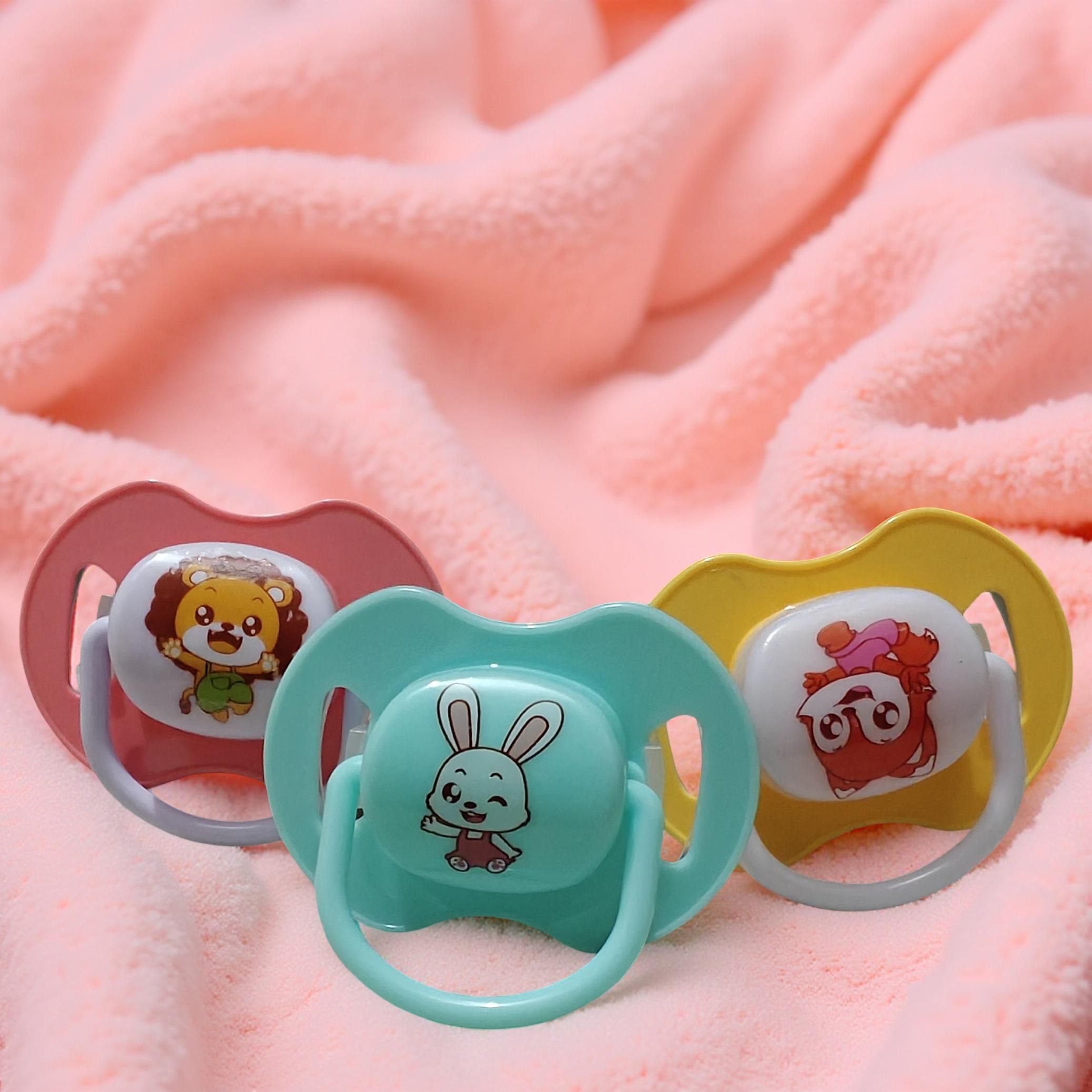 Soft Silicone Baby Soother Pacifier Set for Newborns, BPA Free, safe for kids Soother