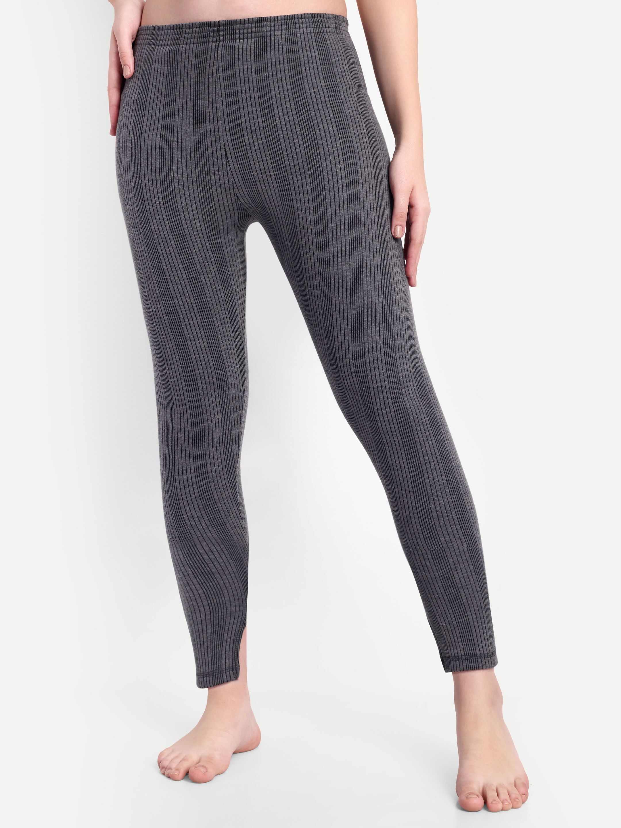 Zeffit Women Pyjama Thermal-picture-21