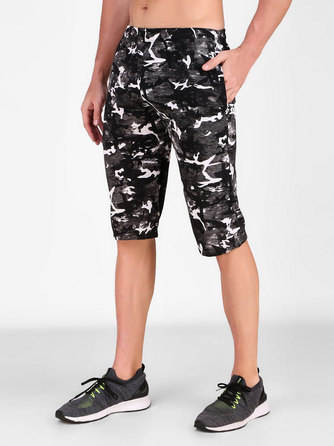 uzarus Printed Men Three Fourths-picture-21