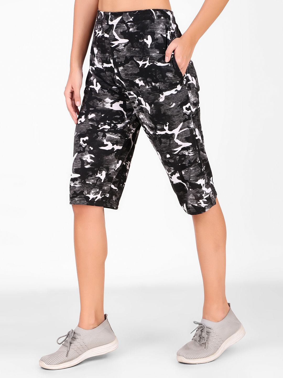 uzarus Printed Women Three Fourths-picture-26