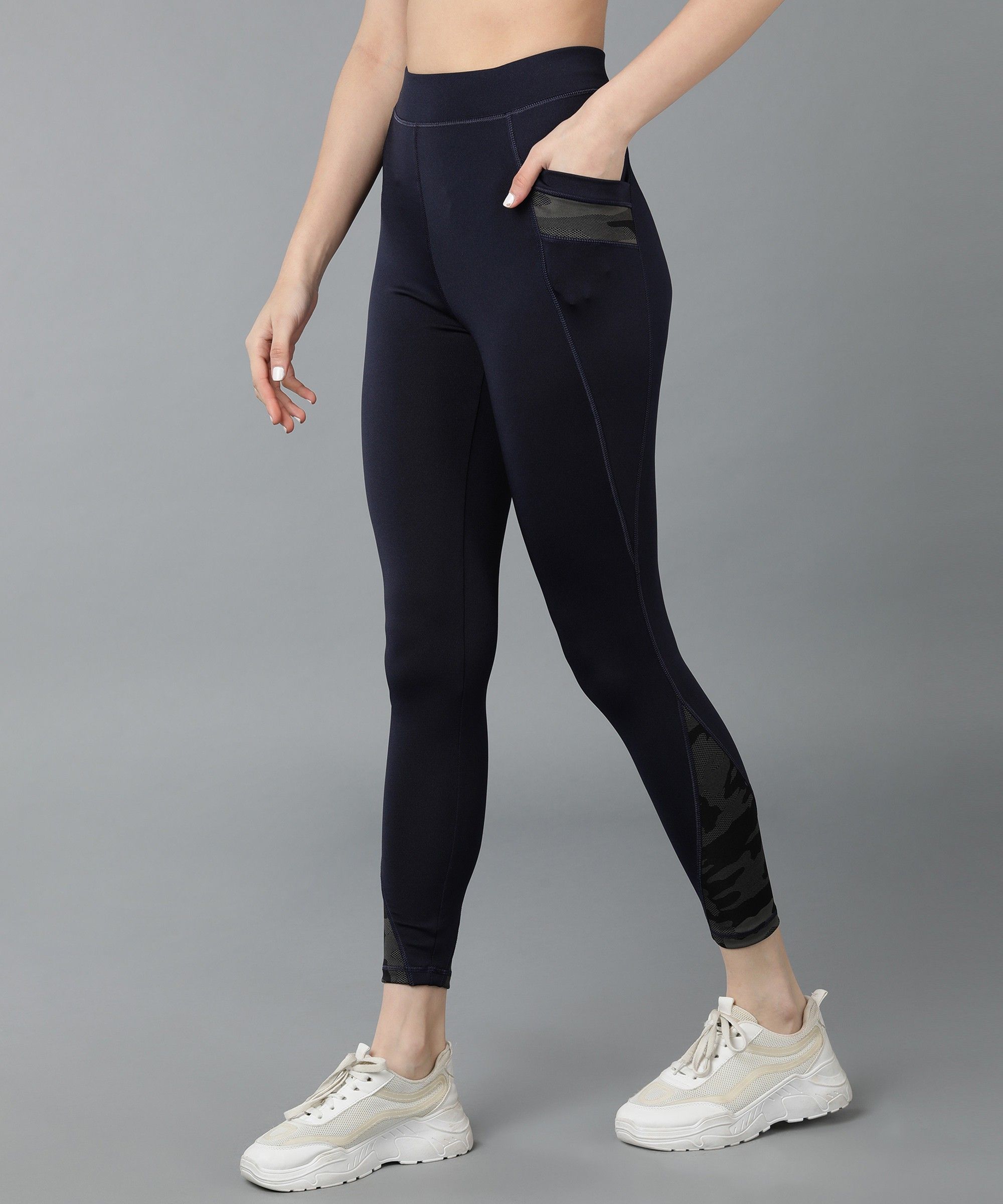 sharktribe Solid Women Dark Blue Tights-picture-16
