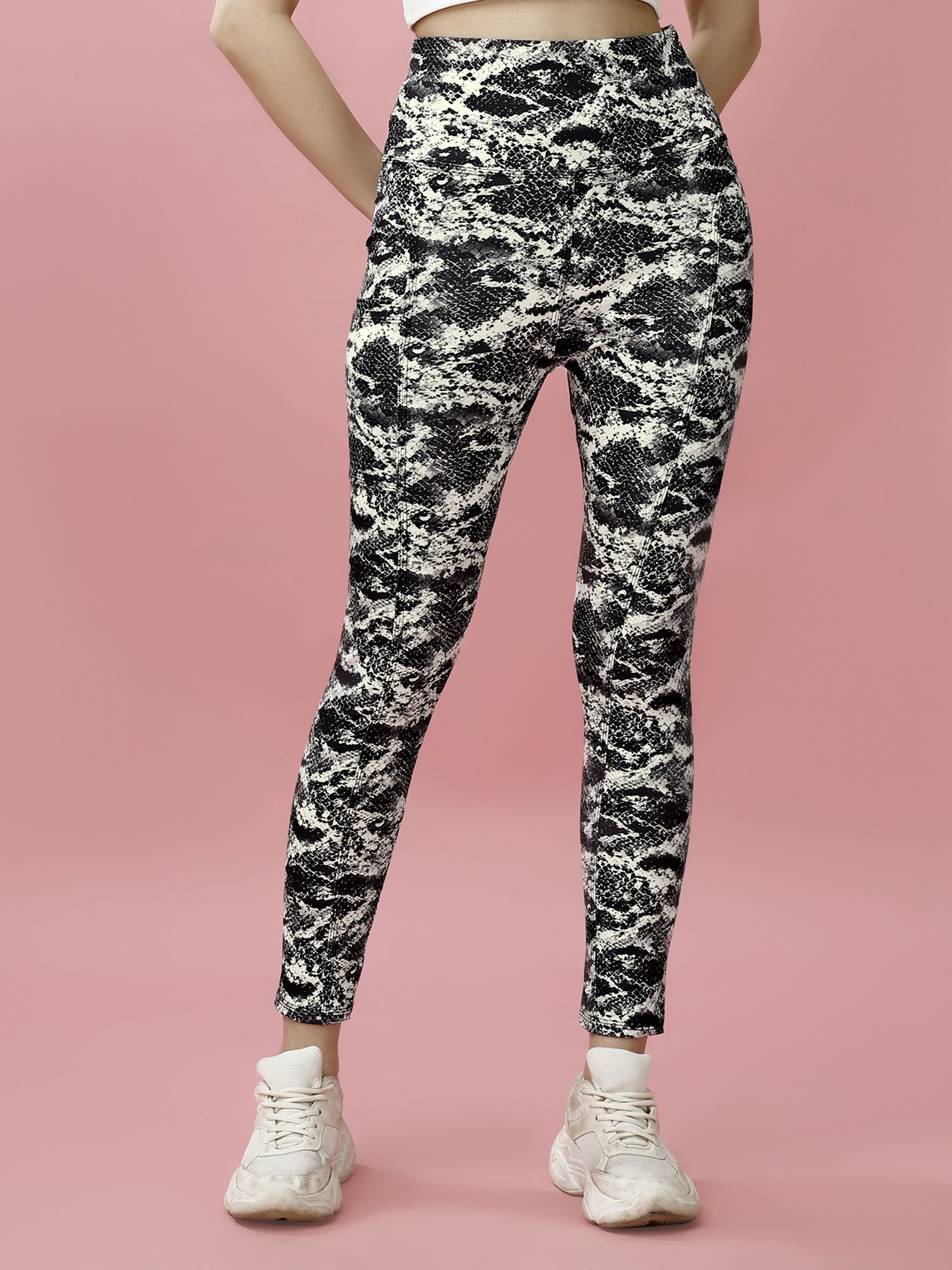 poojaran Printed Women Black, White Tights-picture-17