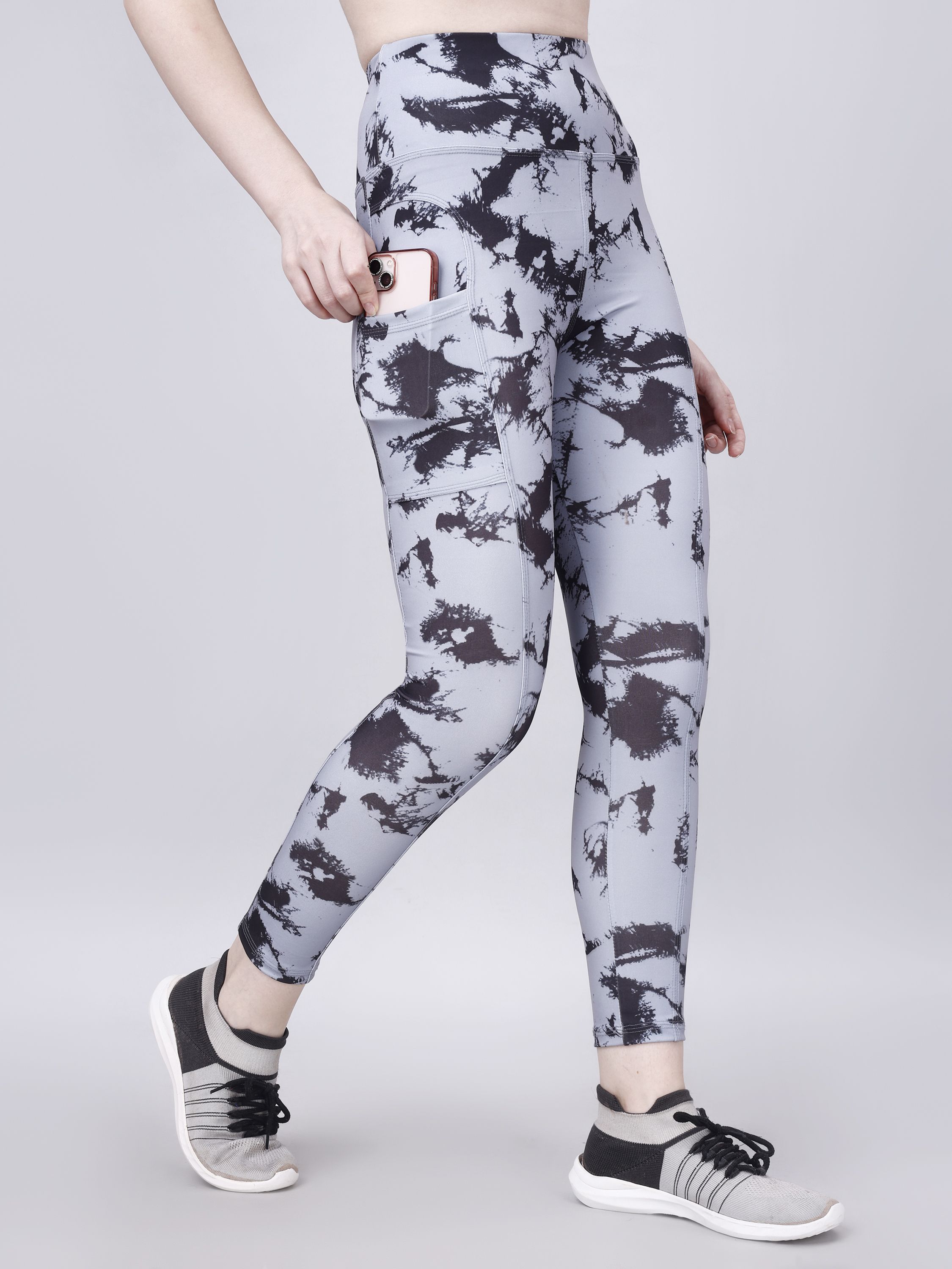 poojaran Printed Women Grey Tights-picture-19