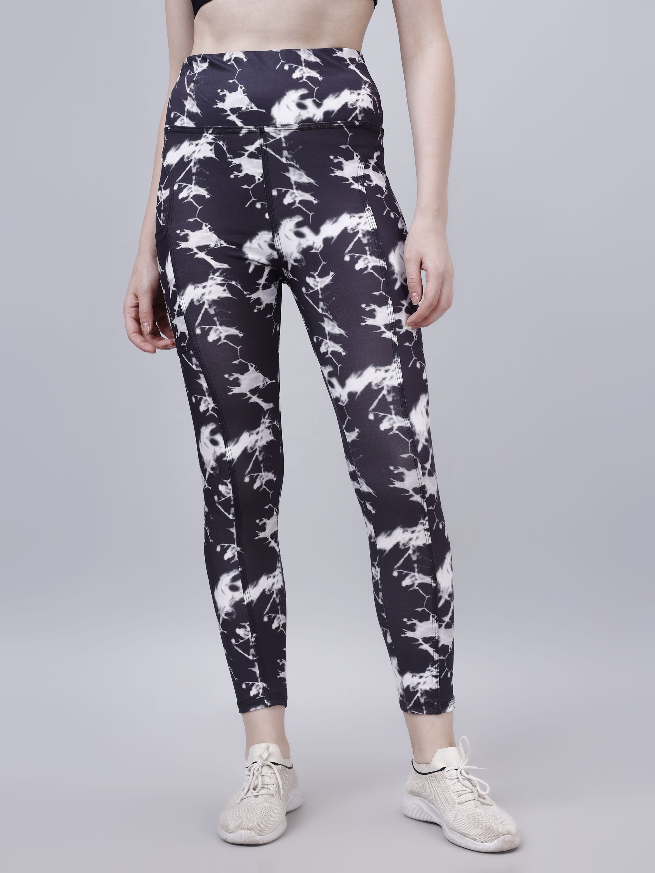 kashikey creation Graphic Print Women Black Tights-picture-23