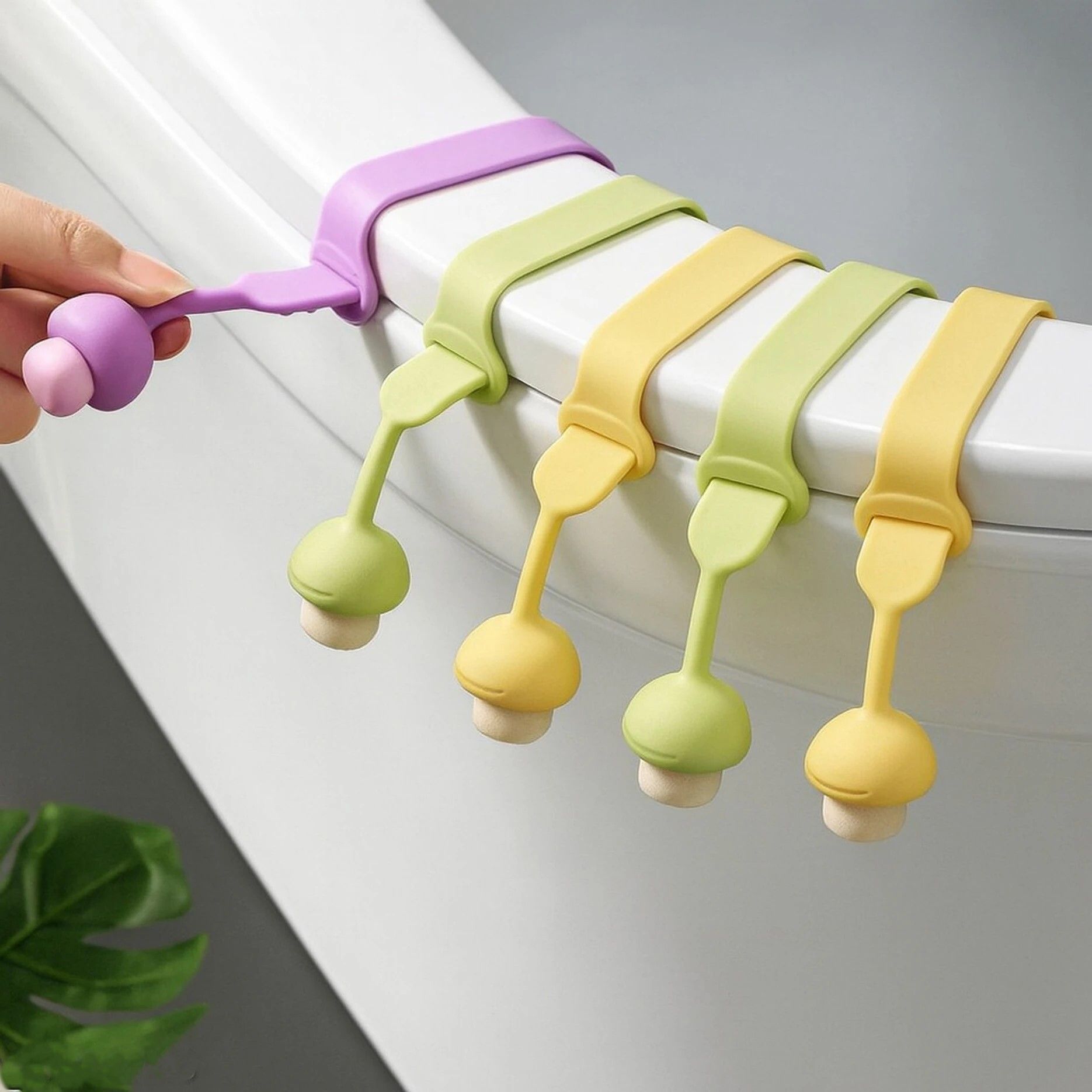 Toilet Seat Cover Lifter/Handle (Silicone) For Hygienic Hands Free Clamp Fit Toilet Seat Lid Lock-image-31