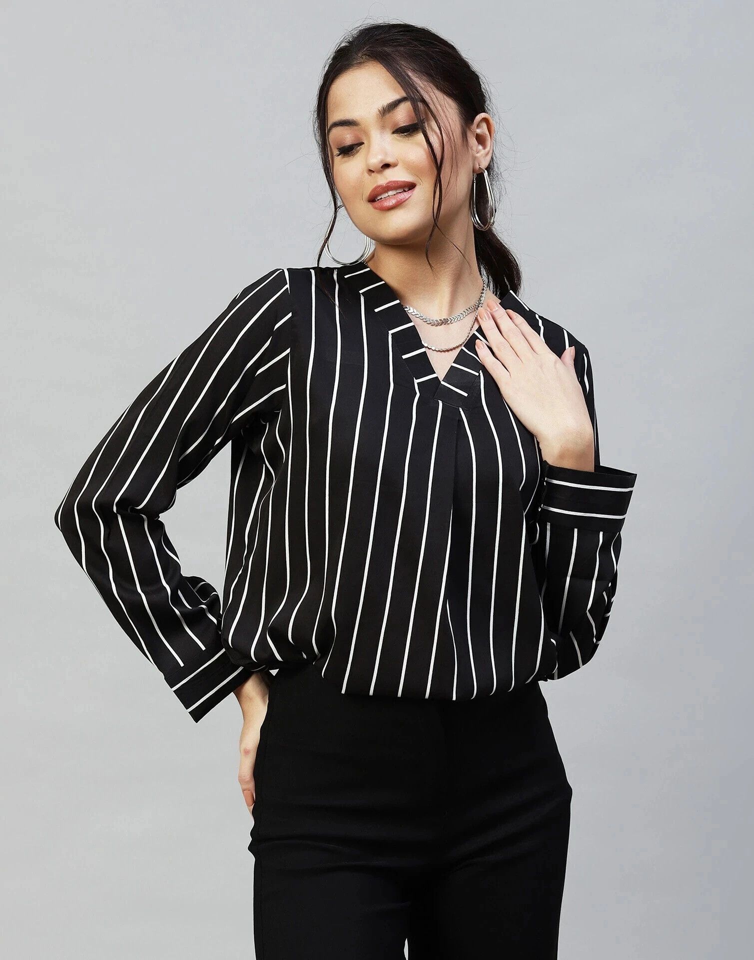 selvia Casual Cap Sleeves Striped Women Black Top-picture-23