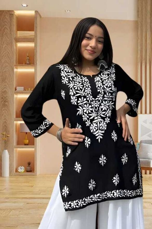 virass creation Casual Cap Sleeves Embroidered Women Black Top-picture-32