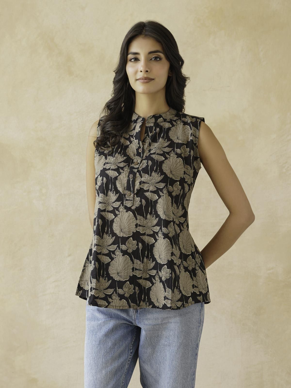 Casual Sleeveless Printed Women Yellow Top-image-0